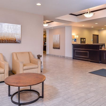 Holiday Inn Express & Suites Emporia Northwest By Ihg Eksteriør billede