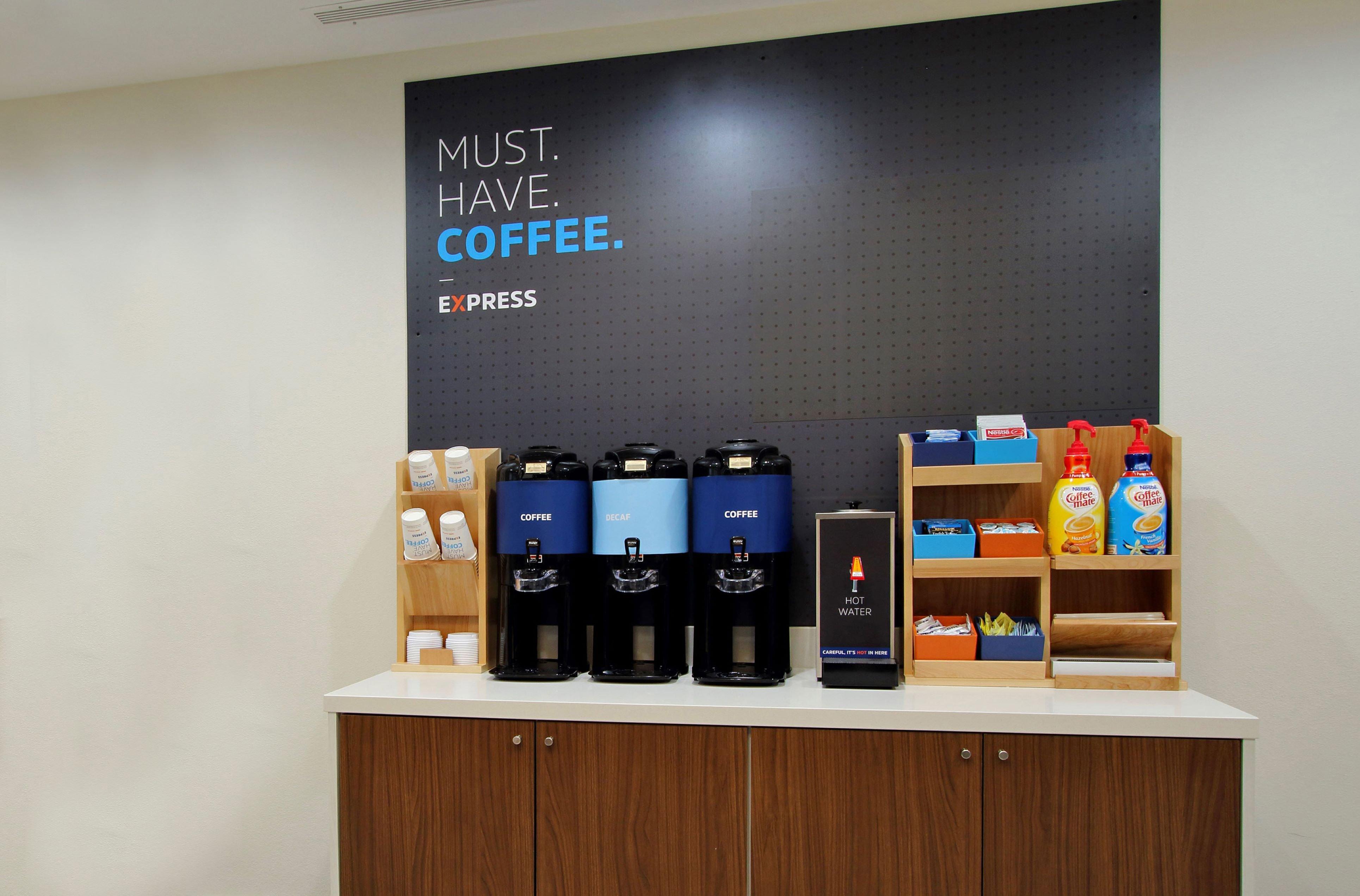 Holiday Inn Express & Suites Emporia Northwest By Ihg Eksteriør billede