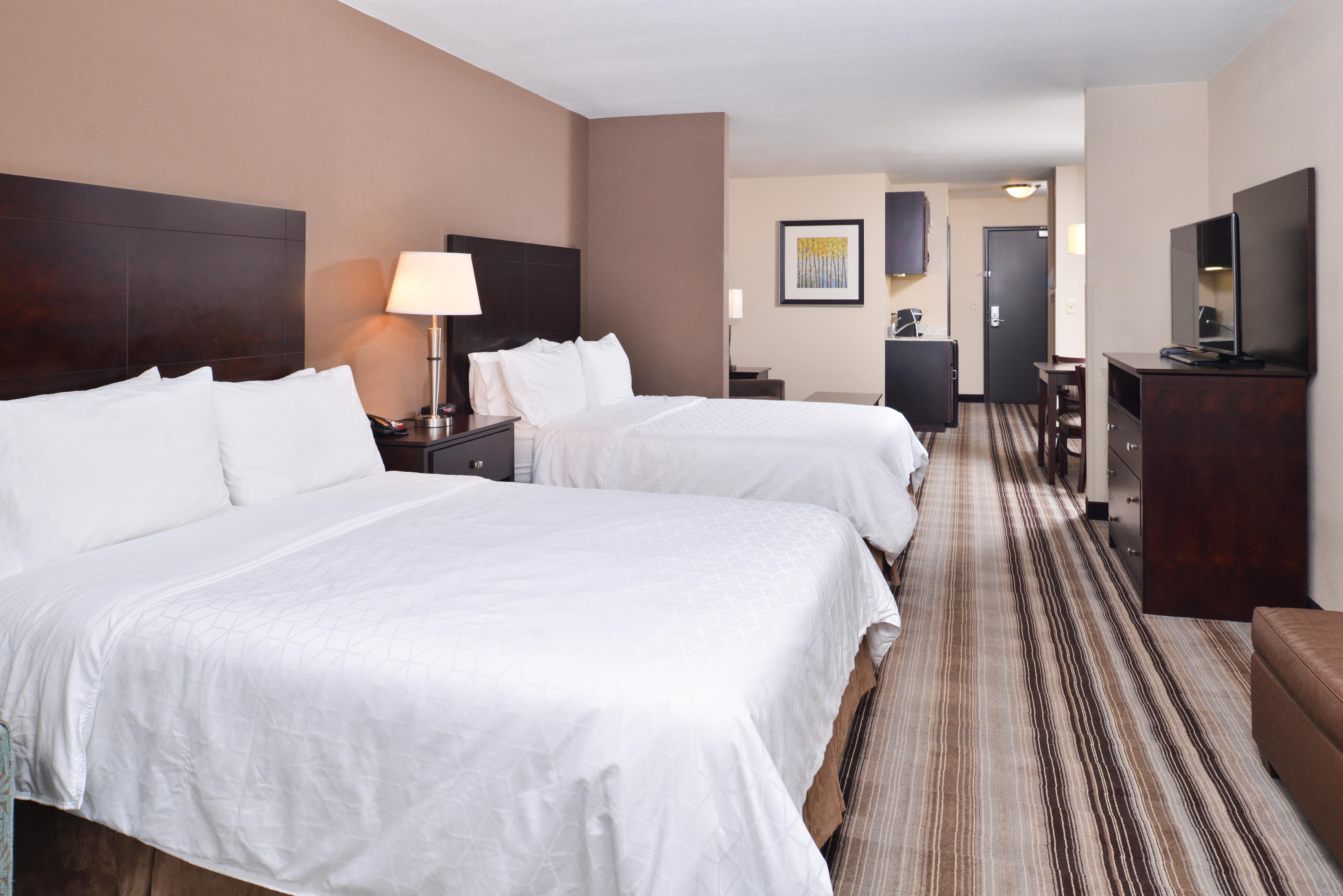 Holiday Inn Express & Suites Emporia Northwest By Ihg Eksteriør billede